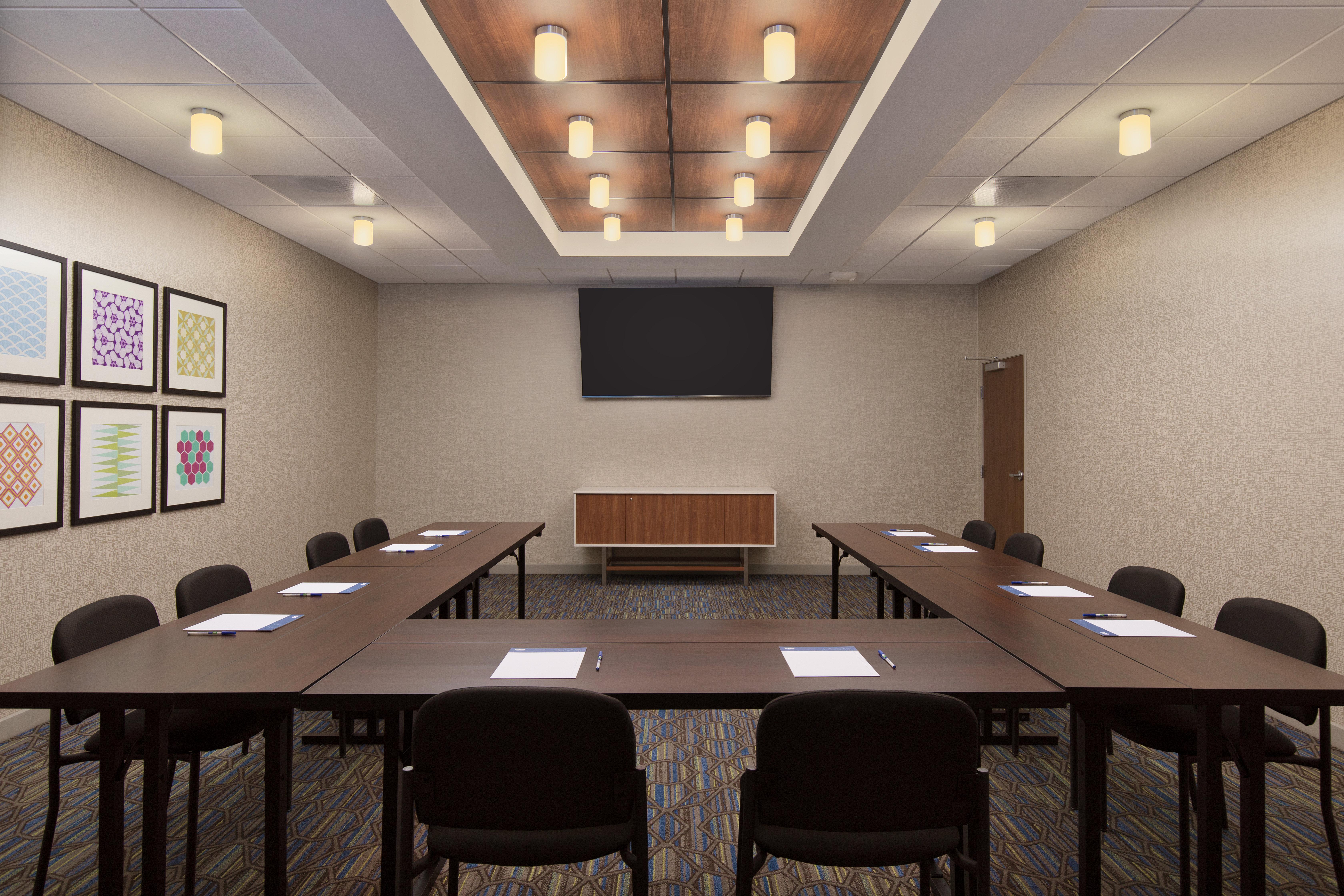 Holiday Inn Express & Suites - Portland Airport - Cascade Stn By Ihg Ngoại thất bức ảnh
